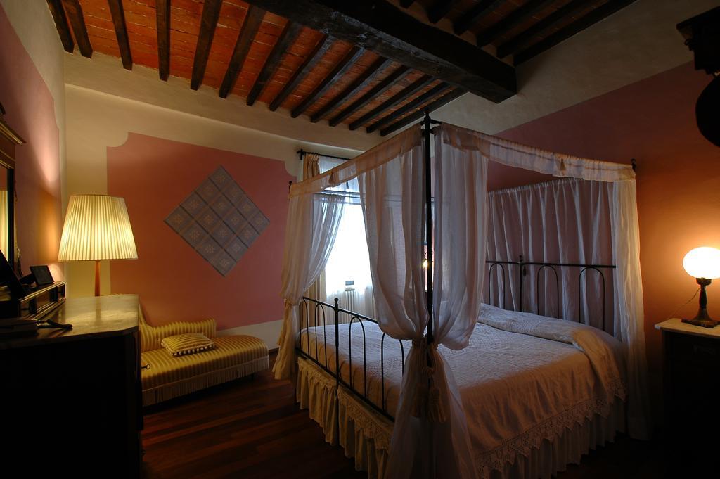 Palazzo Bizzarri Rapolano Terme Quarto foto